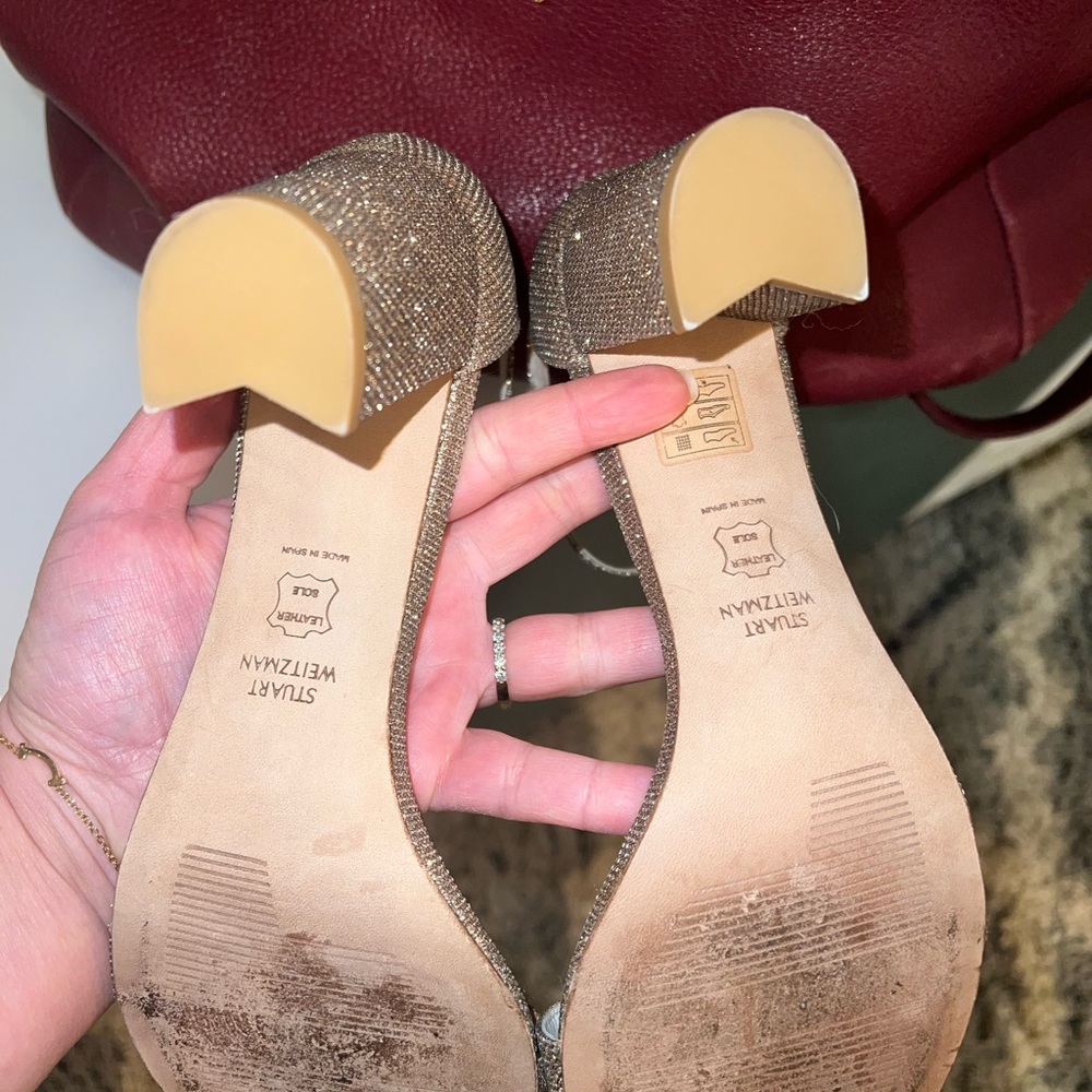 Stuart Weizmann Nearly Nude Gold Block Sandal - image 5